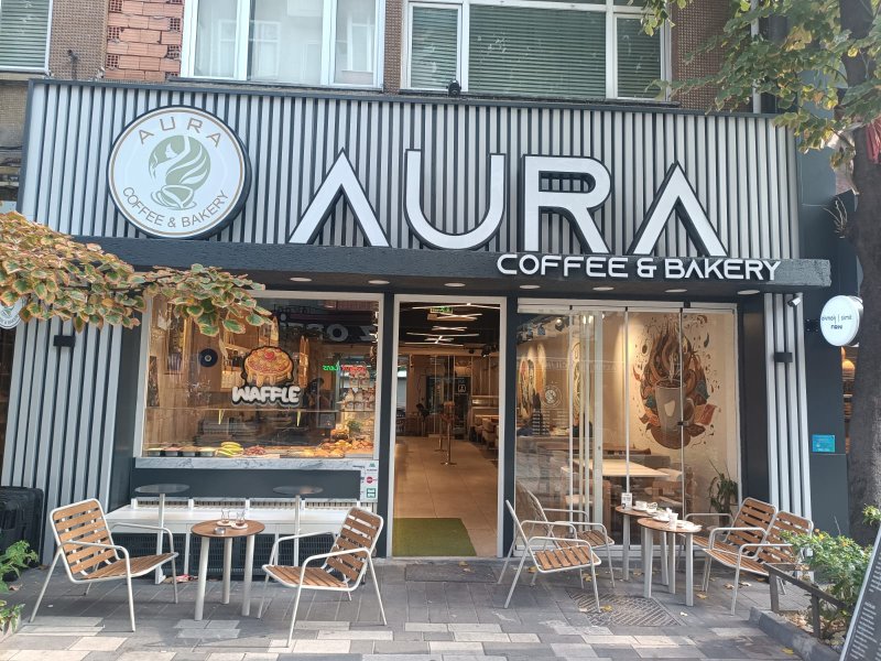 Aura Coffee & Bakery