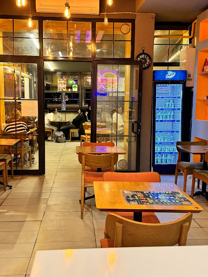 Cadde Burger house