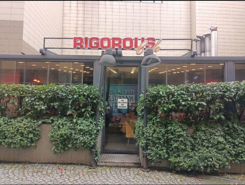 Rigous Cafe Restoran