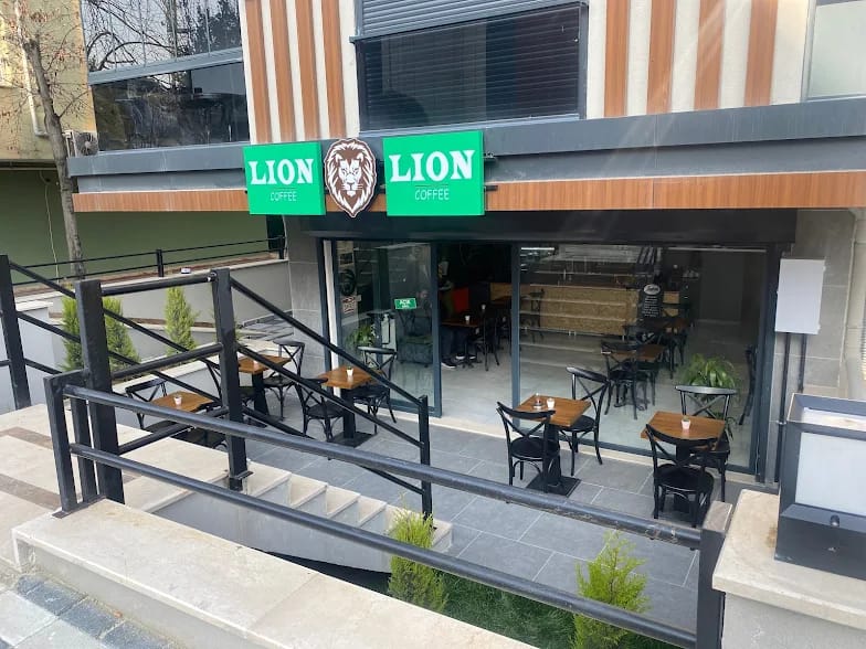 Lion Coffee & Kitchen