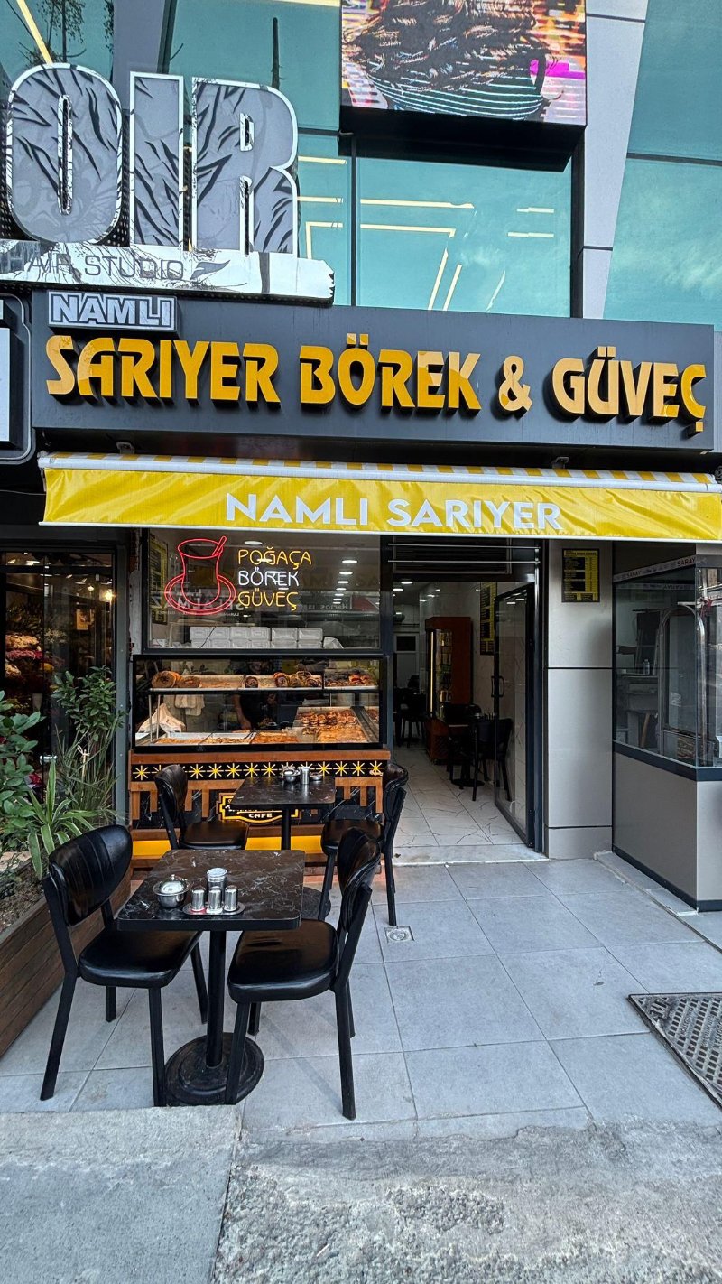 Namlı Sarıyer Borekçisi